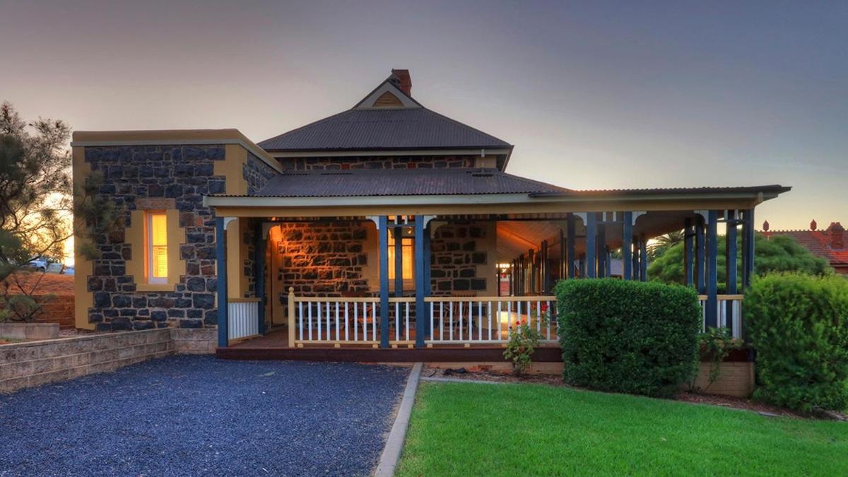 Hermitage Hill Country Retreat เวลลิงตัน ภายนอก รูปภาพ